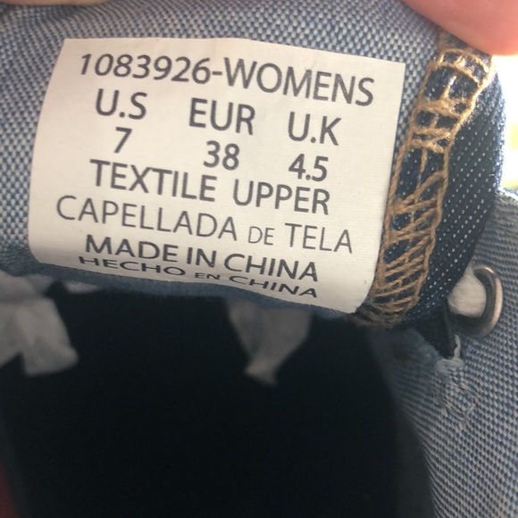 Levi’s Comfort Tech Sneakers Size 7 - Picture 10 of 11